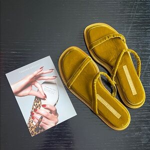 Tamara Mellon Olive Green Velvet Sandals New in Box size 37.5
